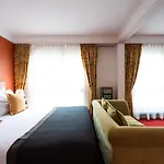 The New Midi Hotel 4*