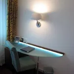 The New Midi Hotel Geneva