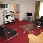 Hotel The New Midi 4*