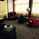 The New Midi Hotel 4*