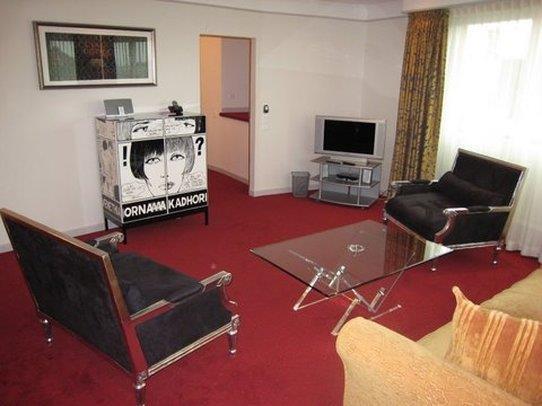 Hotel The New Midi 4*