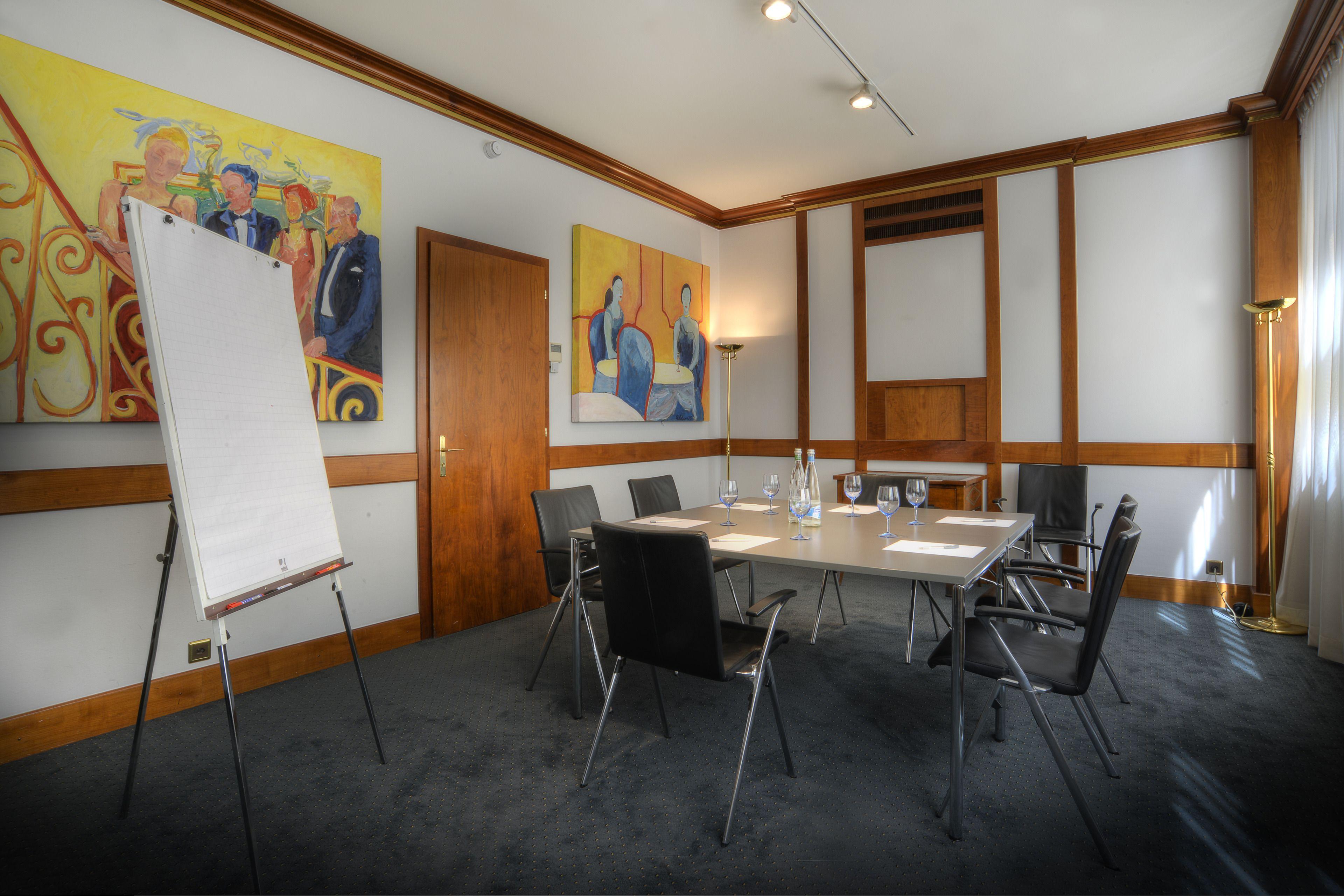 Hotel The New Midi 4*