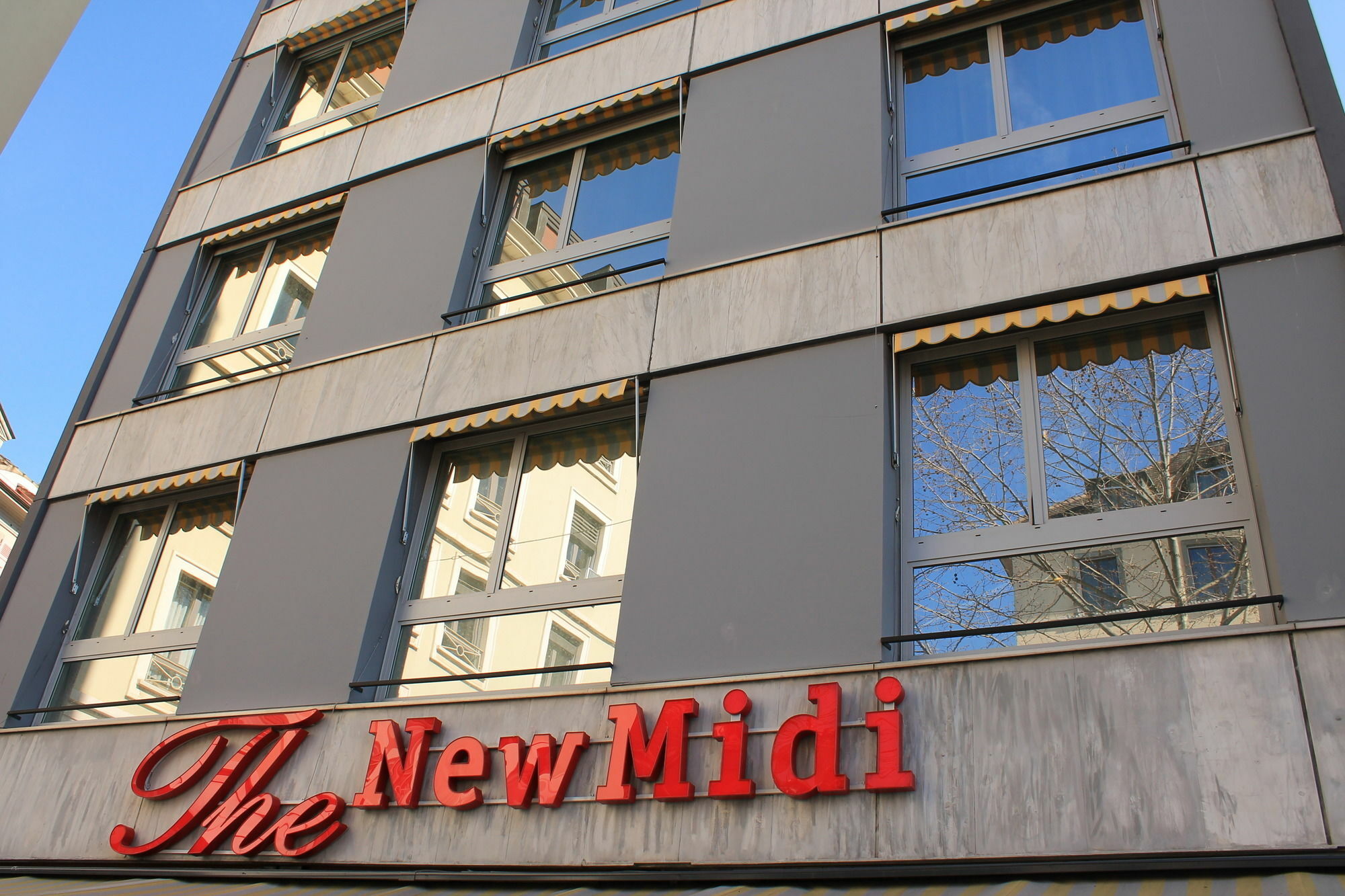 The New Midi 4* Genebra