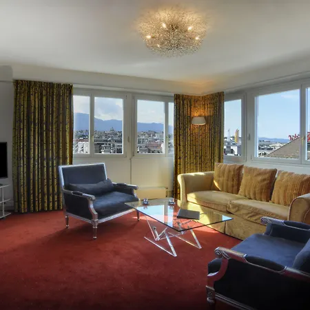 The New Midi Hotel 4*