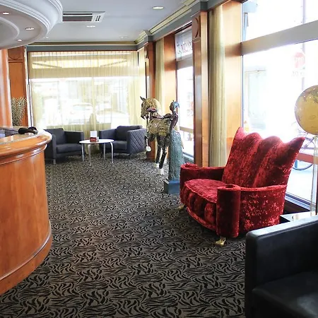 The New Midi Hotel