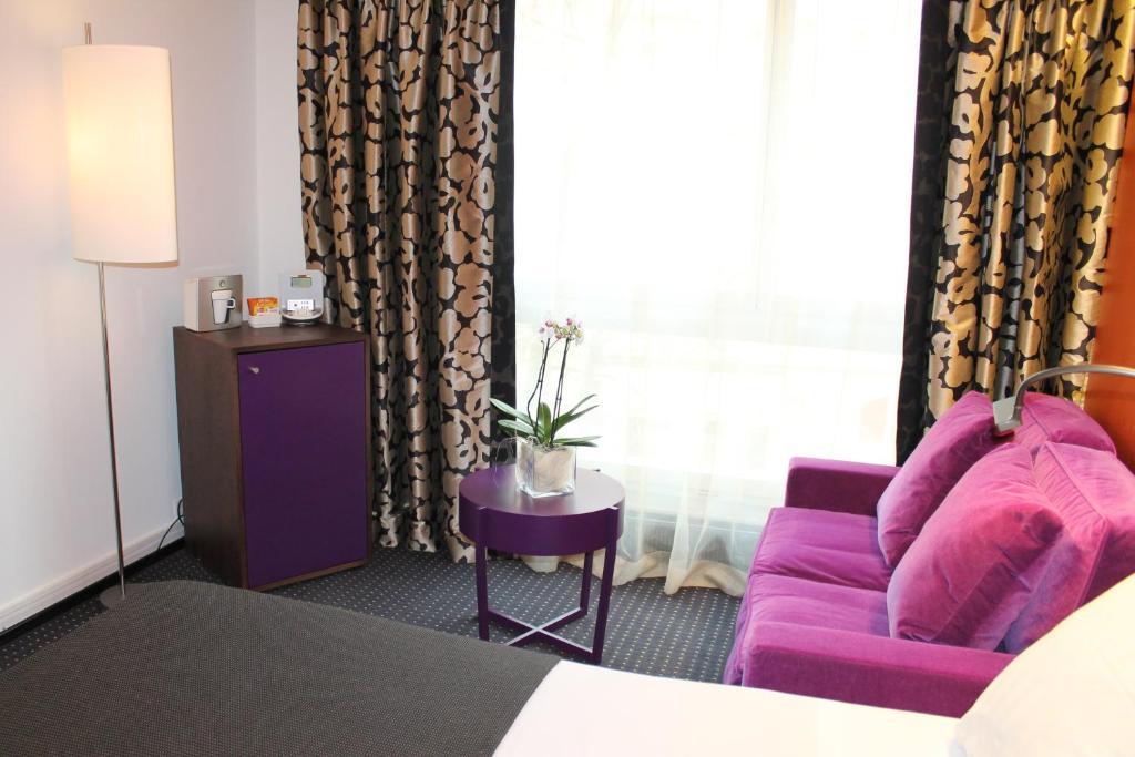 The New Midi 4* Genève