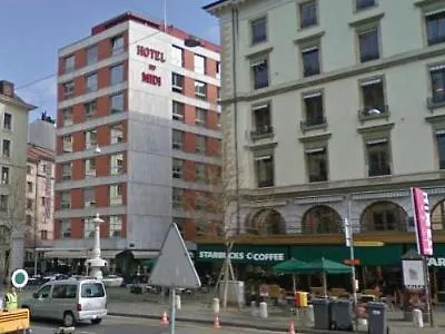 The New Midi Hotel
